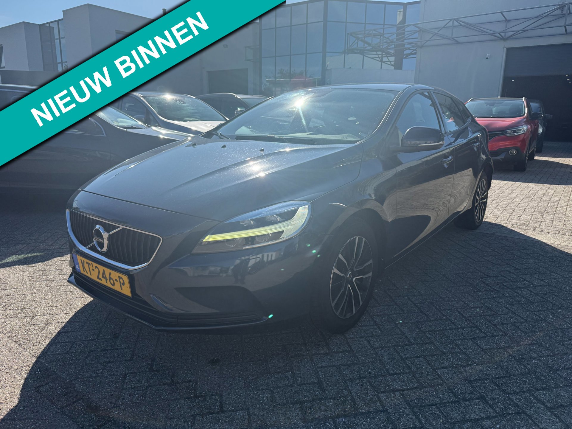 Volvo V40 2.0 D2 Bj 12-2016 Exportprijs EX BPM