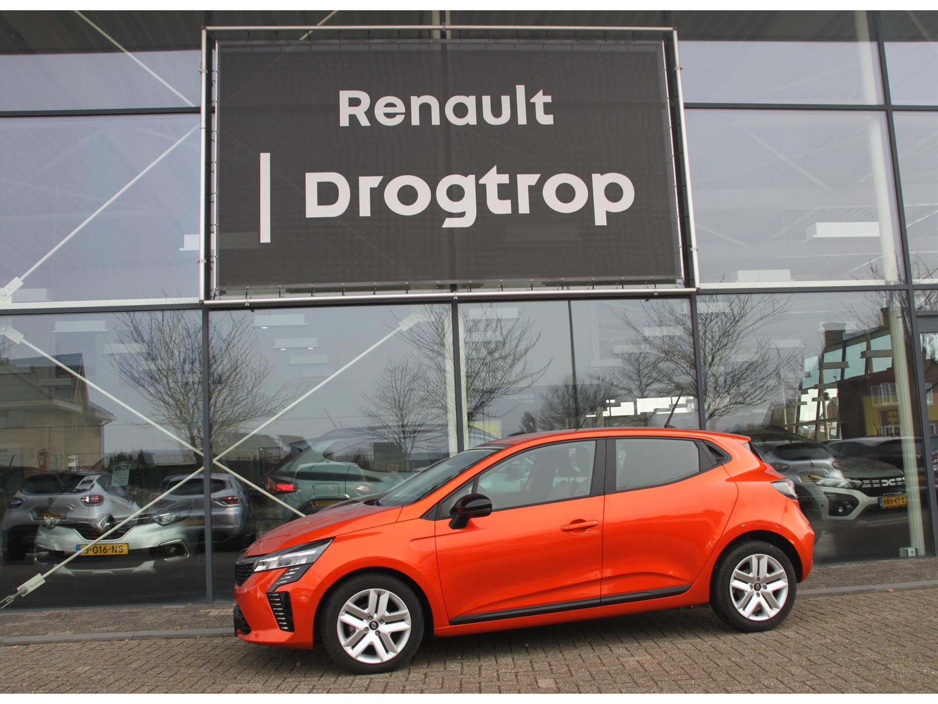 Renault Clio 90PK-EVOLUTION-4400KM!!-AIRCO-NAVI-CAMERA-ALL SEASONS-