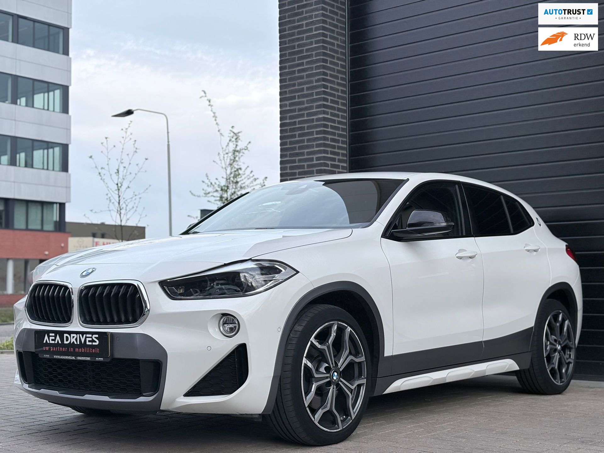 BMW X2 xDrive20i High Executive M-Pakket | Full options, lane assist, stoelverwarming | Sportief & luxe | APK tot 03-2027