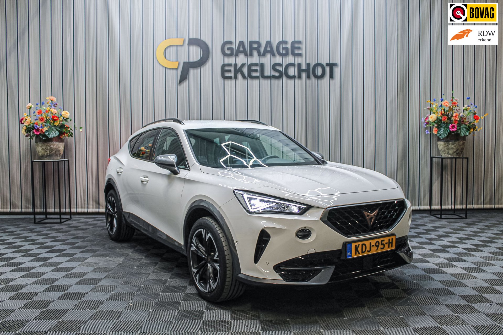 Cupra Formentor 1.4 TSI e-Hybrid|Kuipstoelen|Carplay|Stuurverw|ACC|Camera