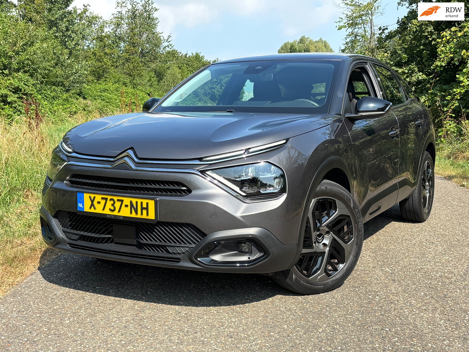 Citroën C4 1.2 Puretech Shine Aut/Camera/Navi/Clima
