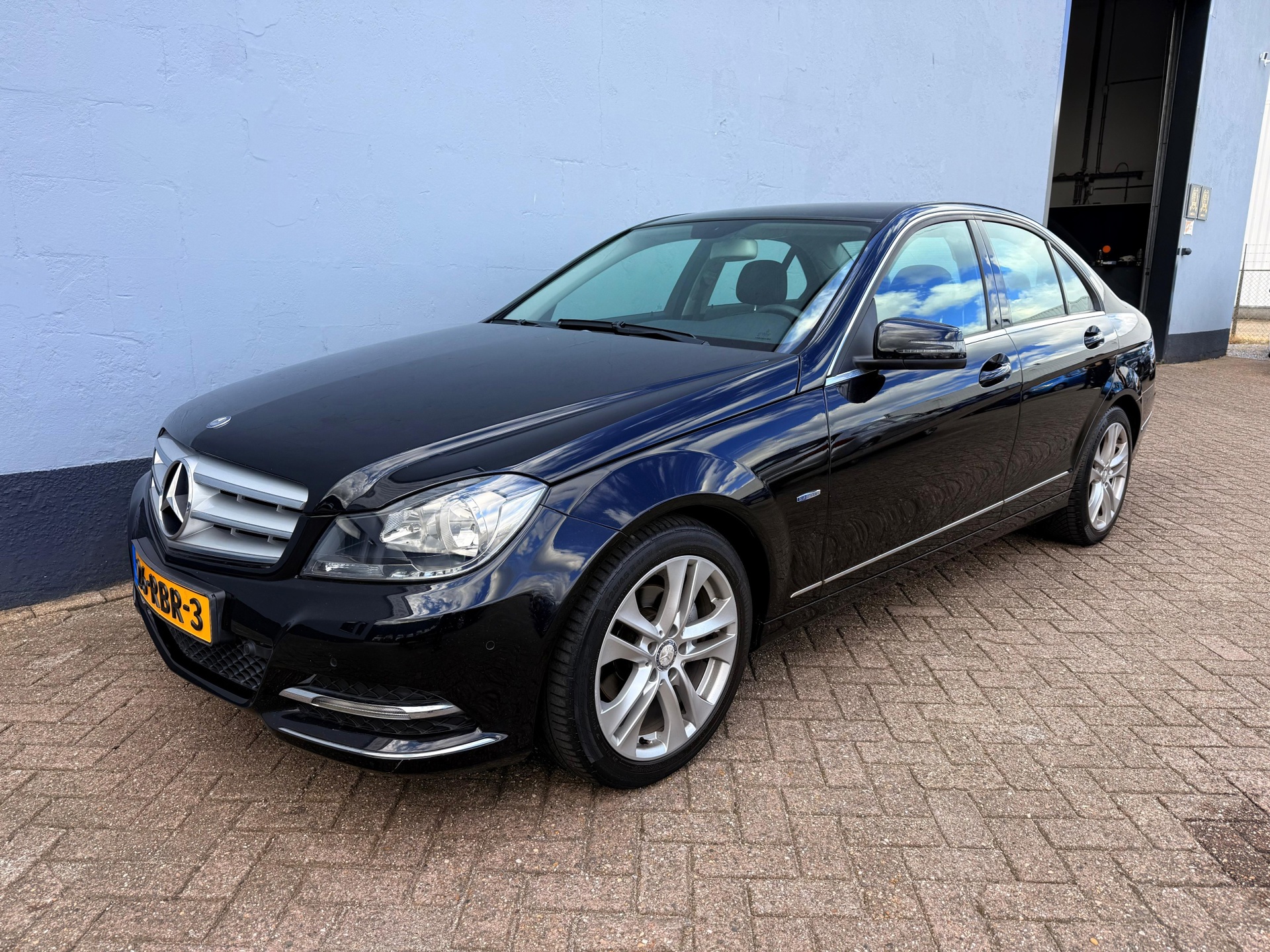 Mercedes-Benz C-klasse 180 Business Class Avantgarde - Leder - Climate