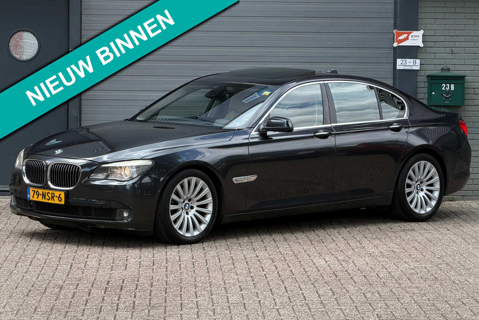 BMW 7-serie 750i High Executive - Lees Tekst !!