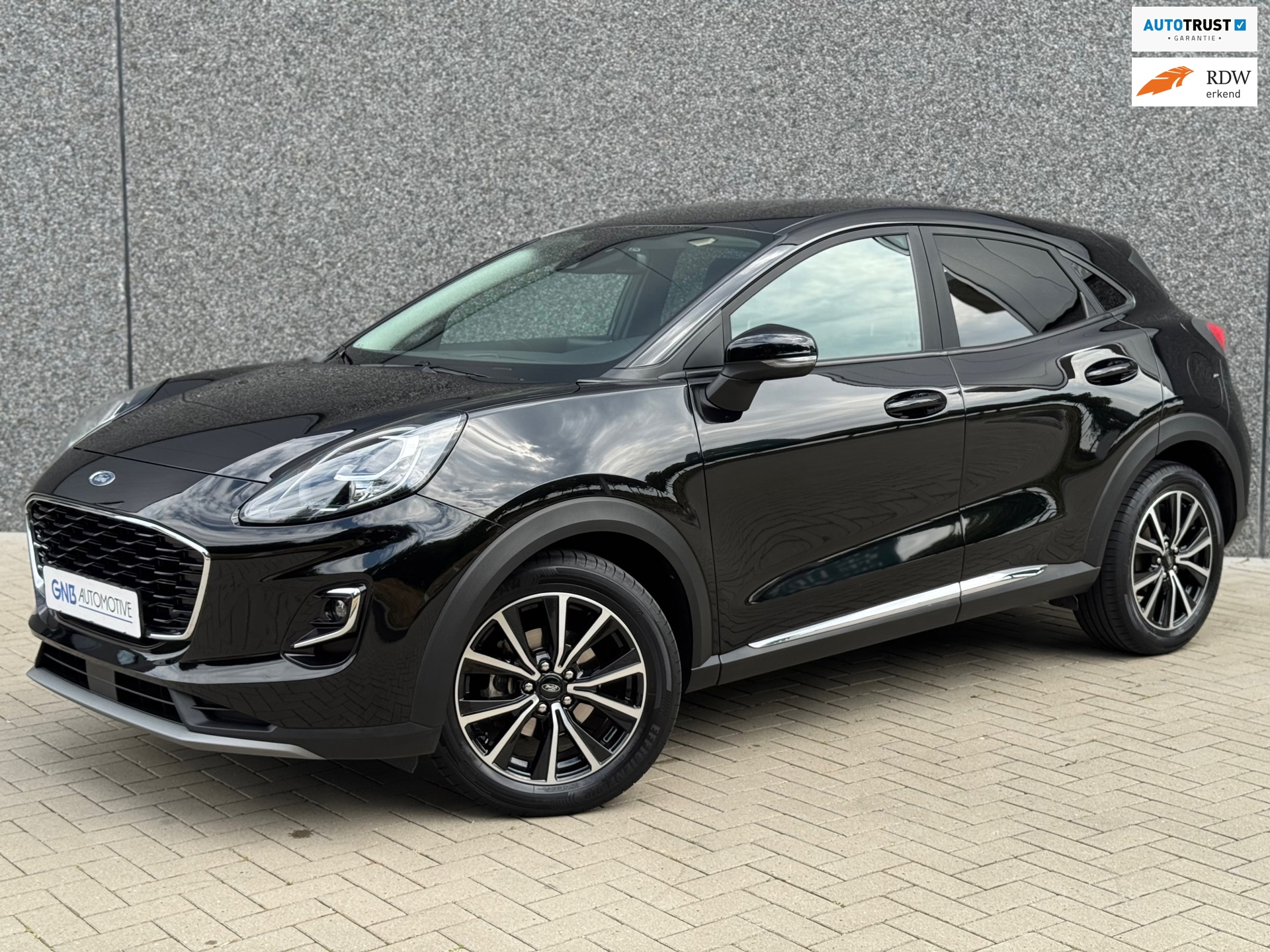 Ford Puma 1.0 EcoBoost Hybrid Titanium X | Carplay | Cruise control | Rijstrook assistent | Stuurverwarming | Climate control |