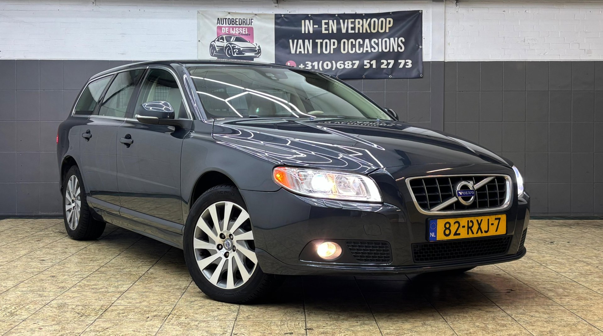 Volvo V70 1.6 T4 Limited Edition / 1 STE Eigen/ TOTAAL RIJKLAAR /Compleet Onderhoud