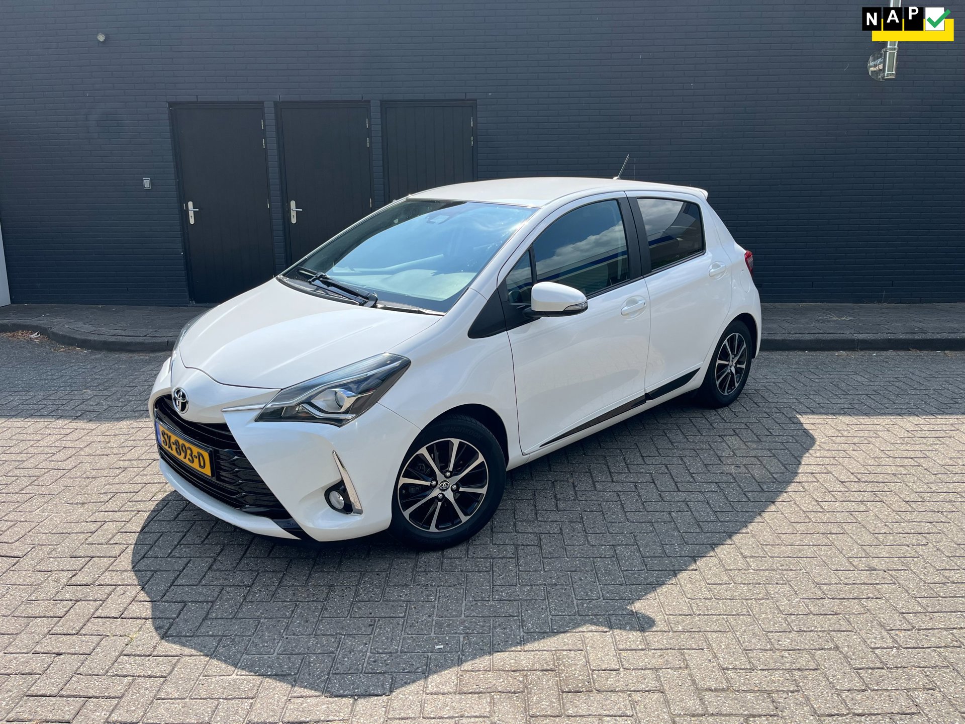 Toyota Yaris 1.0 VVT-i Design Sport