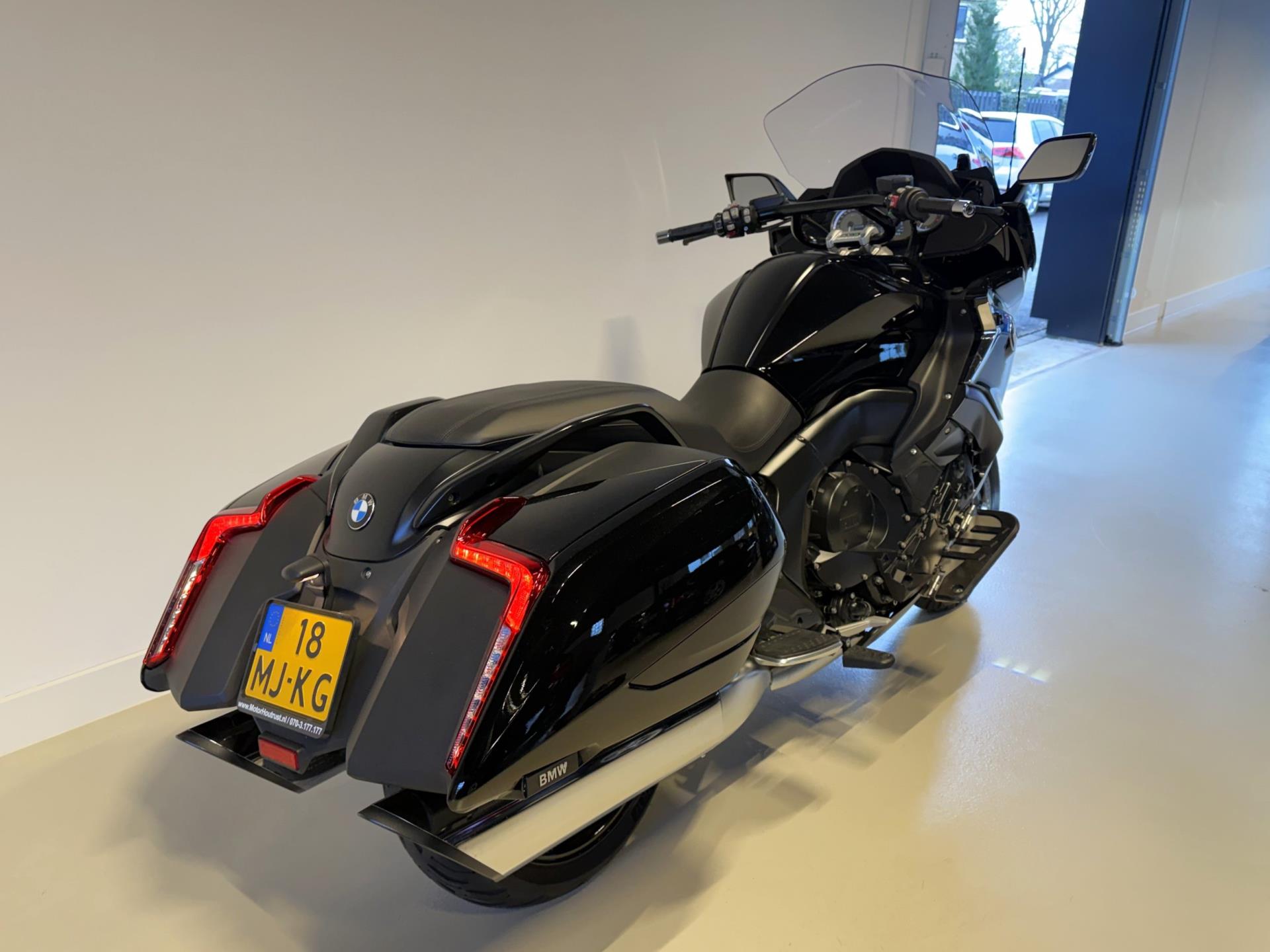 BMW Tour K 1600 B BAGGER Black Storm NL Motor K1600