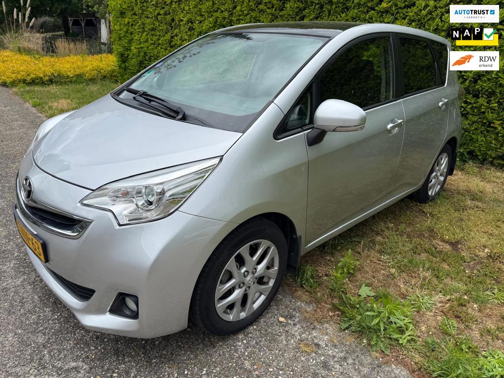 Toyota Verso-S 1.3 VVT-i Trend. Automaat! Panaromadak!