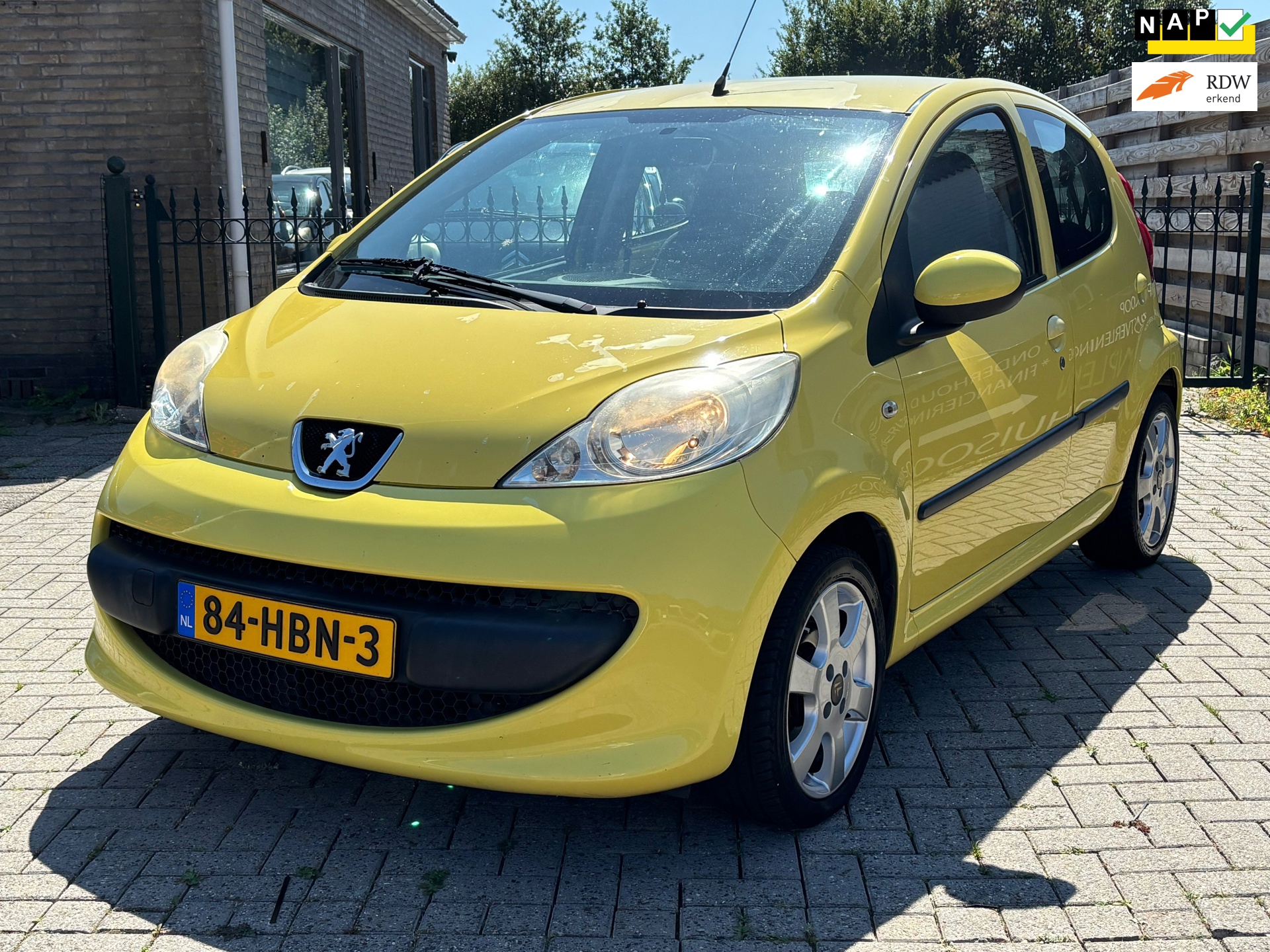 Peugeot 107 1.0-12V XS | 5drs | airco | lm velgen | nieuwe apk keuring !