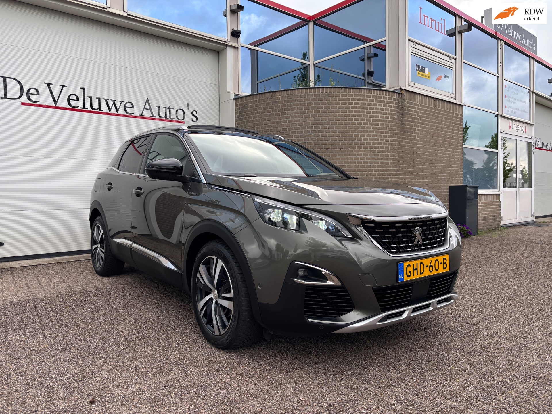 Peugeot 3008 1.2 PureTech Blue Lease Premium|Pano|Trekhaak