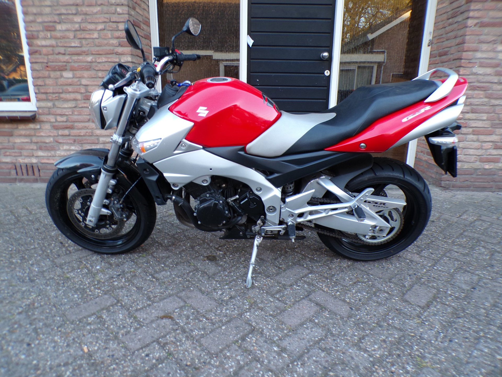Suzuki Tour GSR 600