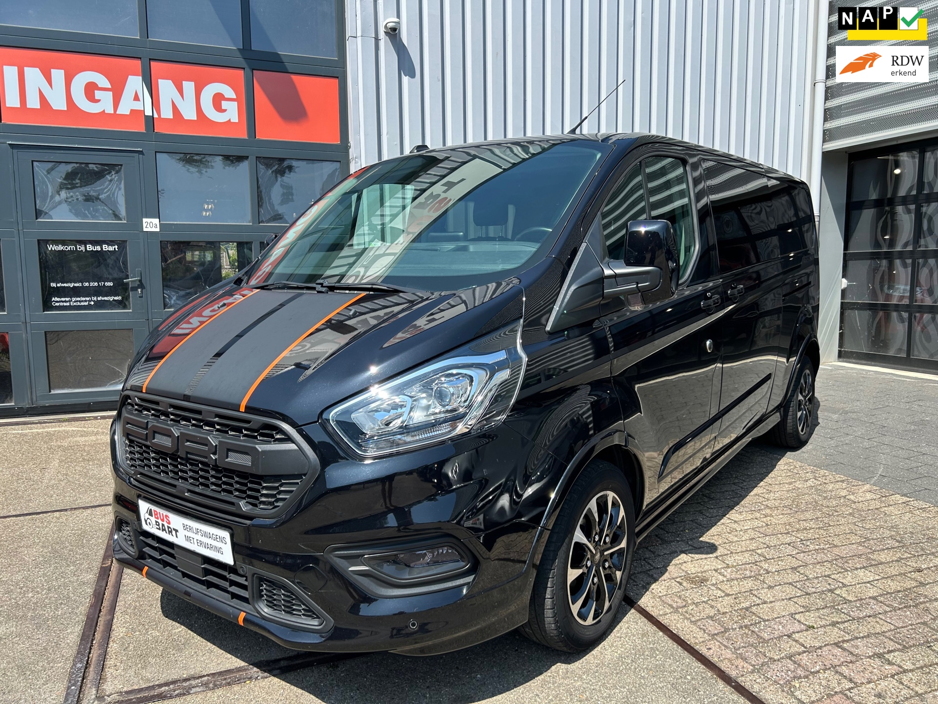 Ford Transit Custom 320 2.0 TDCI L2H1 Limited DC|Automaat|Trekhaak|Airco|Camera|Leder|5-pers