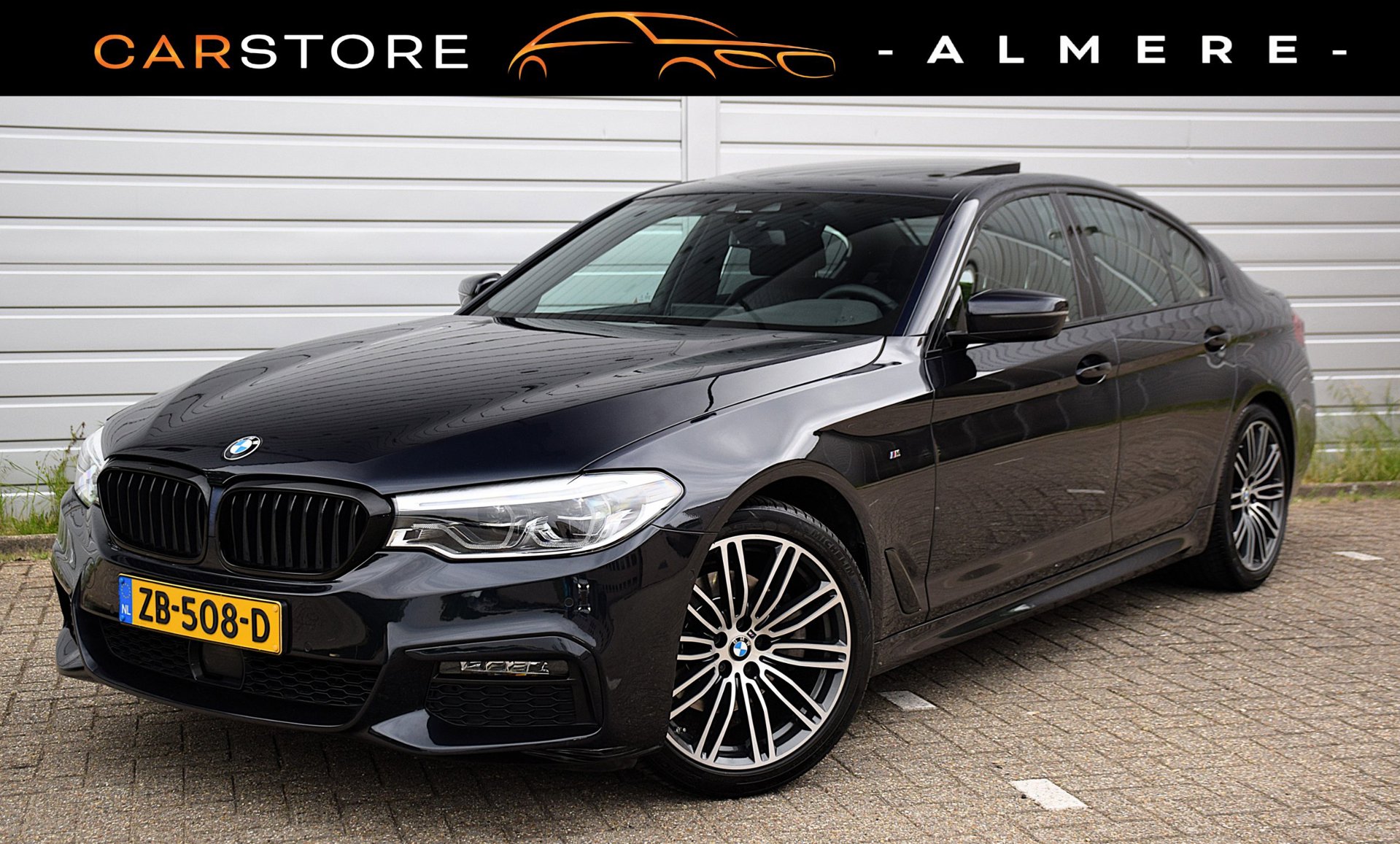 BMW 5-serie 520i Corporate Lease High Executive*2e eigenaar*112Dkm*NAP*Dak*H&K*