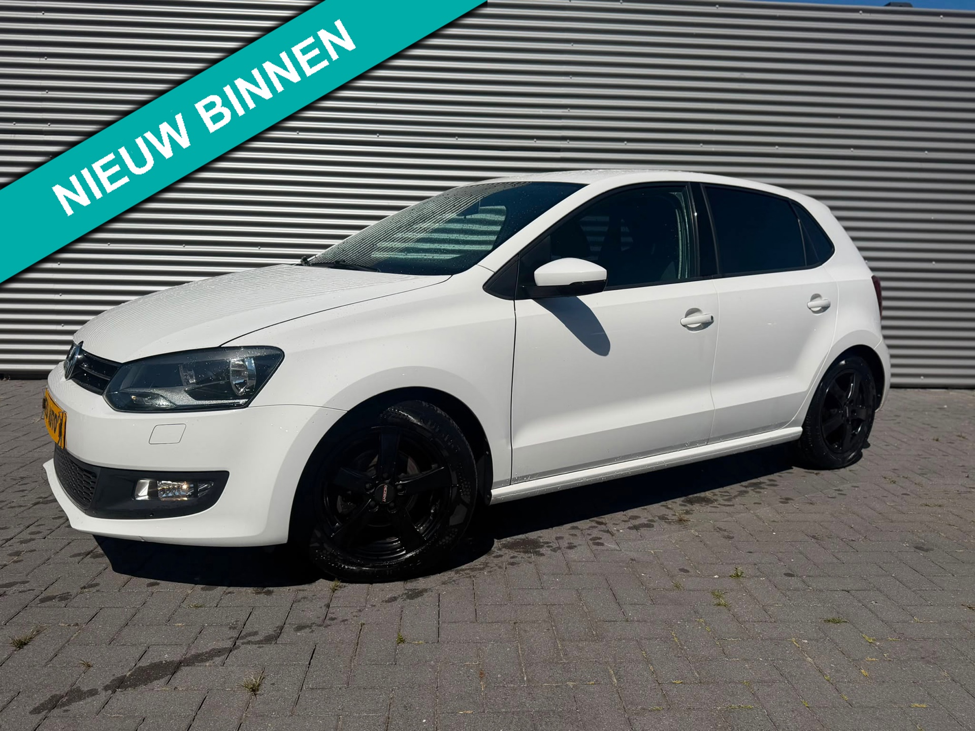 Volkswagen Polo 1.2-12V CRUISE / PDV / STV / LMV / CAR PLAY / NIEUWE APK