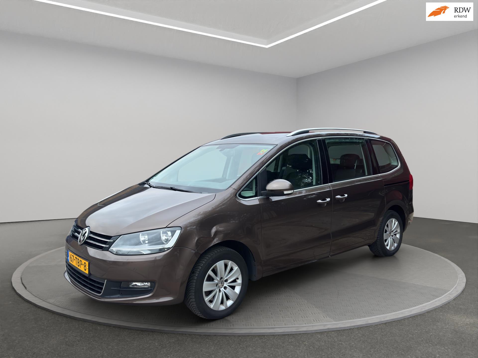 Volkswagen Sharan 1.4 TSI Comfortline 7p. 2 Schuifdeuren Cruise control Navi Clima Stoel verw. Trekhaak