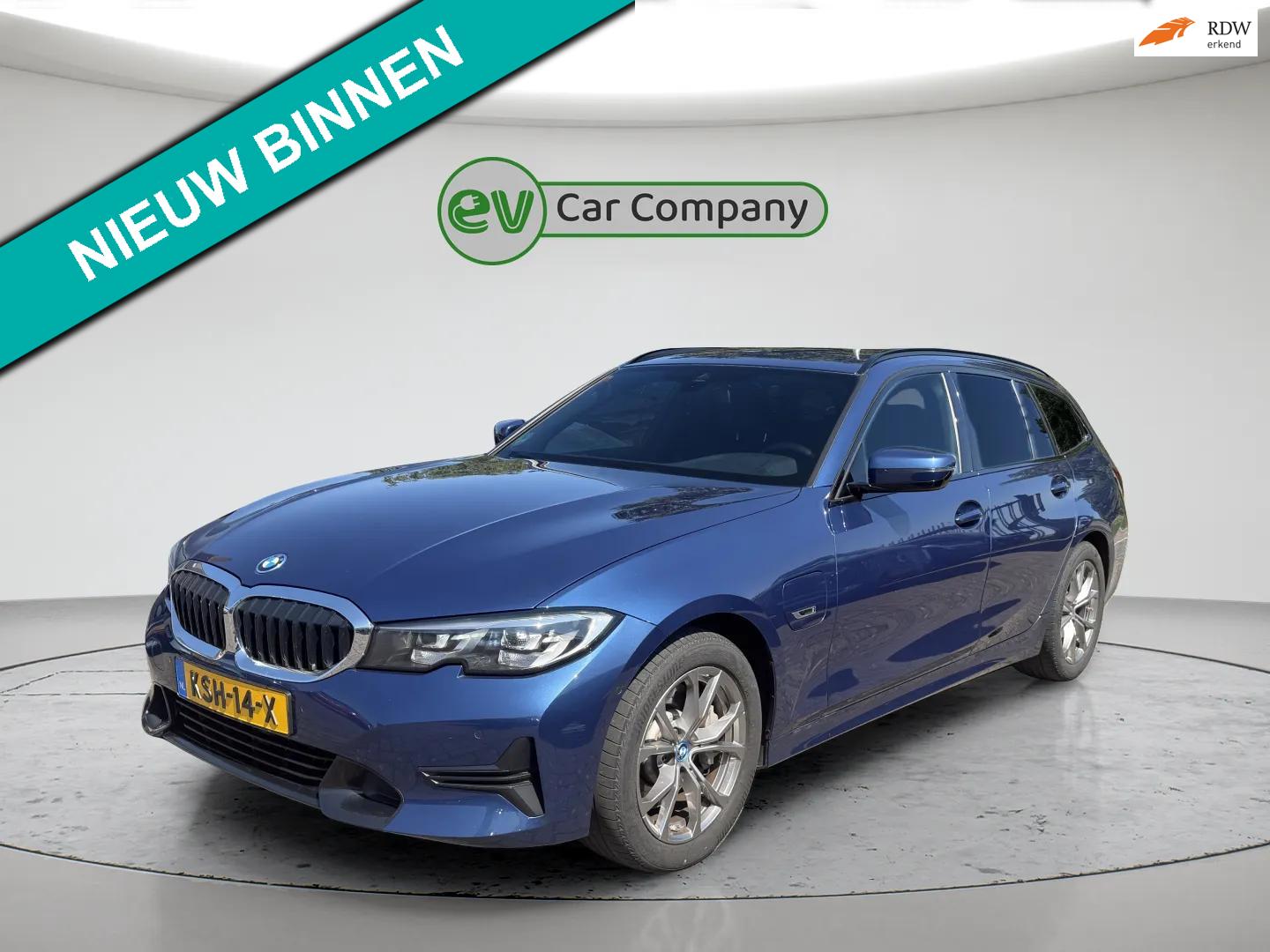 BMW 3-serie Touring 330e | M-sport pakket | Memory Seats | Camera | CarPlay | Dealer onderhouden | Keyless entry | Zonneschermen