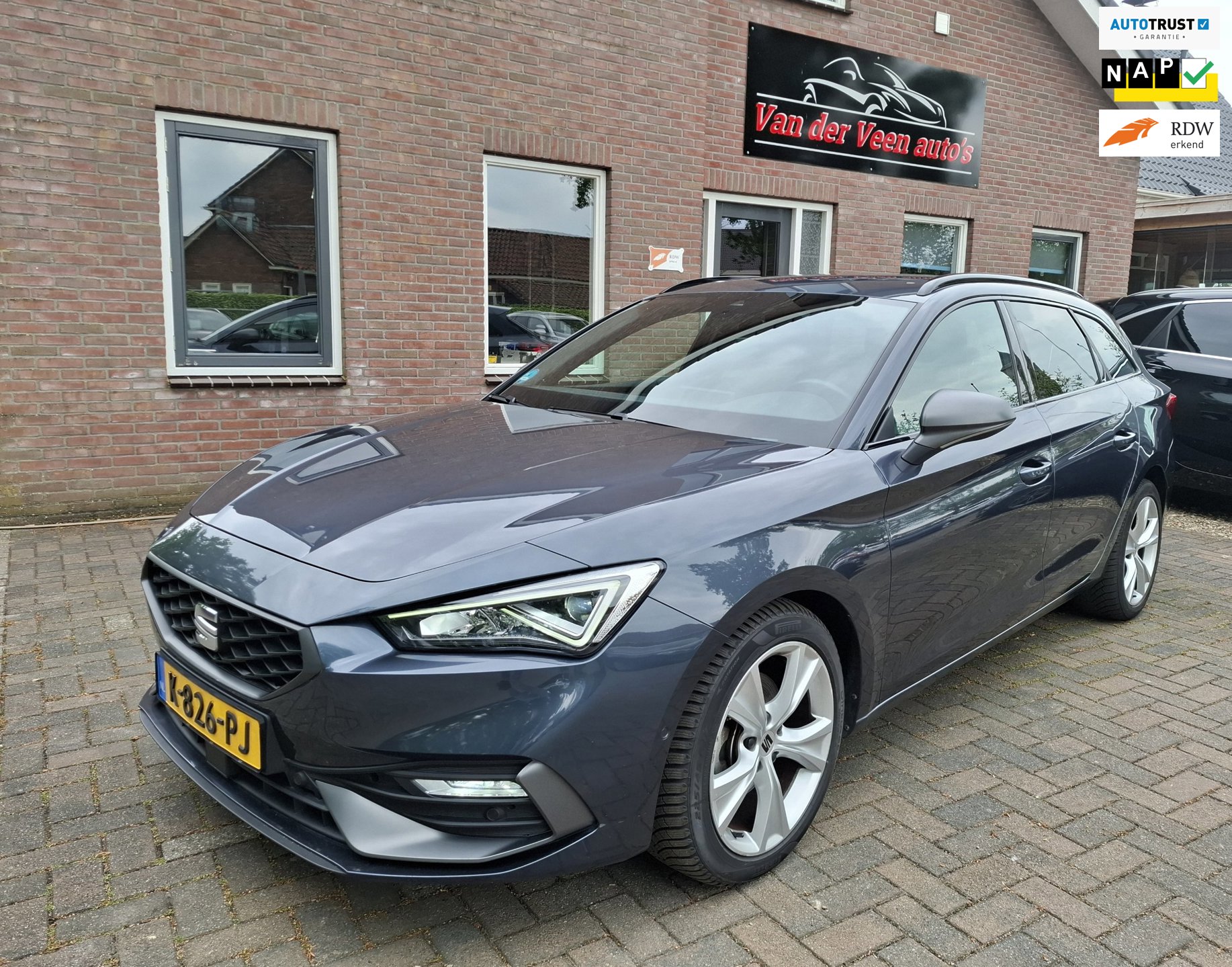 Seat Leon Sportstourer 1.5 eTSI FR Launch Edition. 1ste eigenaar. In nieuwstaat! O.a. carplay, virtual dashboard, pdv, navi.