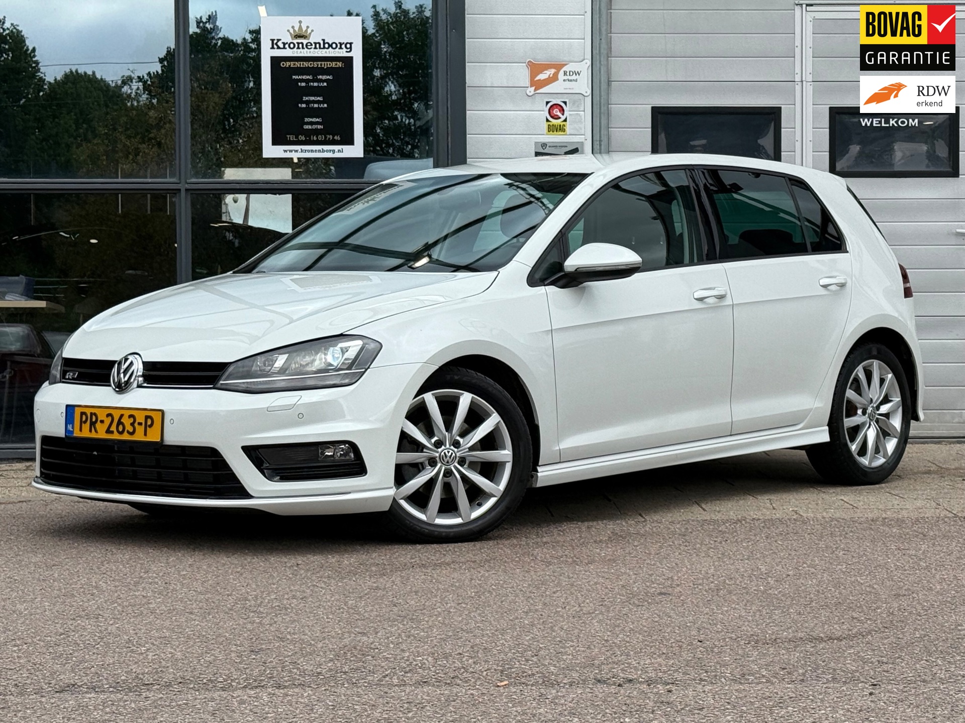 Volkswagen Golf 1.4 TSI Connected Series| R-Line| CRUISECR| NAP
