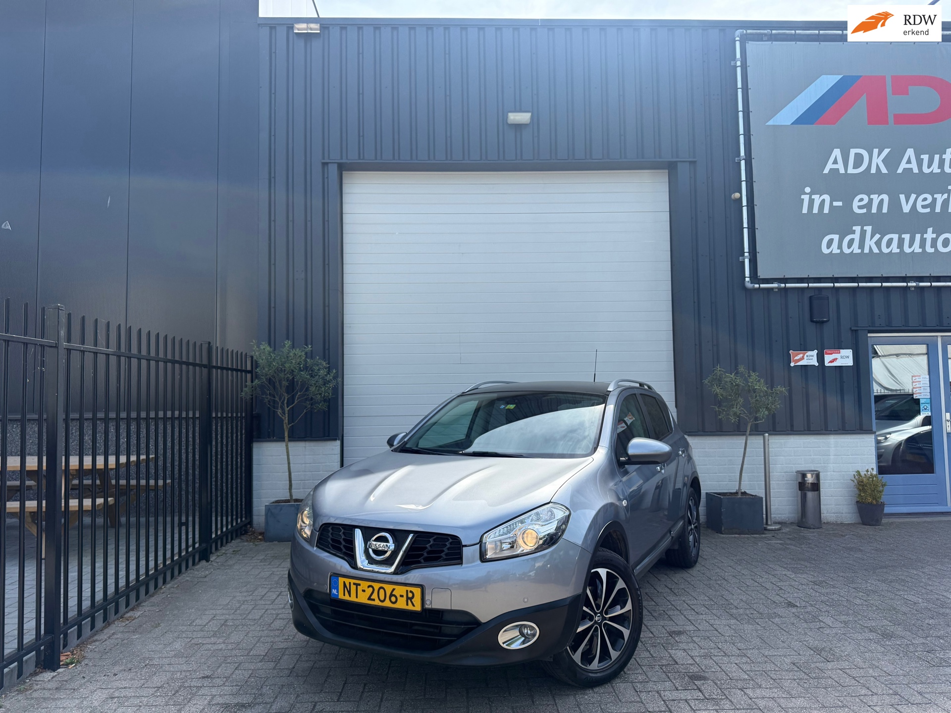 Nissan Qashqai 2.0 Tekna AUTOMAAT/PANO/STOELVERW/CLIMA/CRUISE