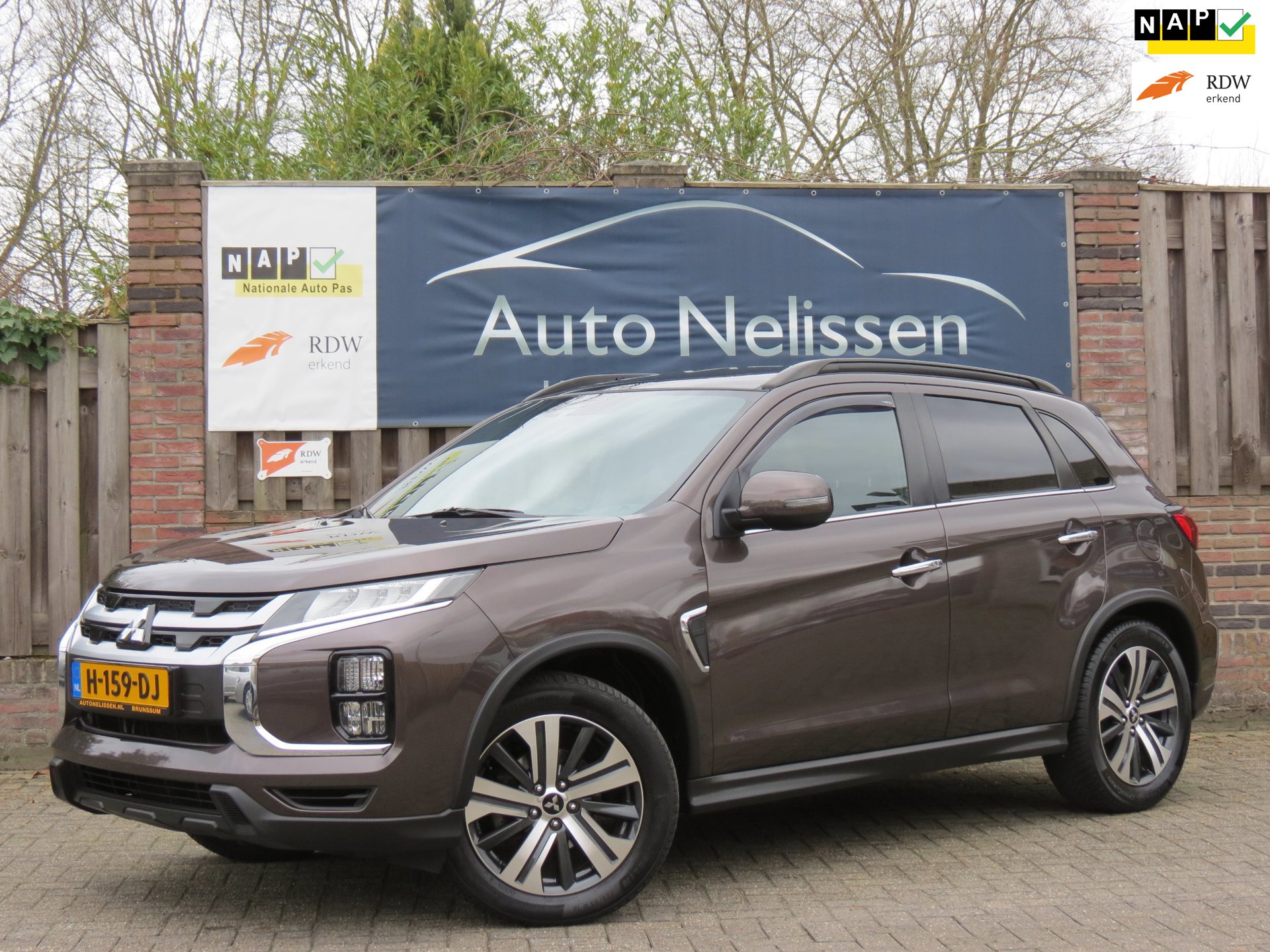 Mitsubishi ASX 2.0 Instyle AUTOMAAT | 1e EIGENAAR | PANORAMADAK | TREKHAAK | DEALER ONDERHOUDEN | LEER | STOELVERWARMING | CAMERA