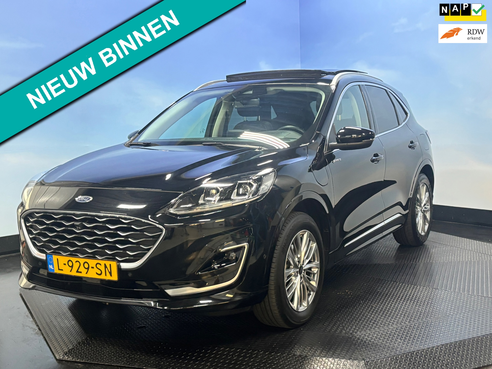 Ford Kuga 2.5 PHEV Vignale Panodak, Leer , trekhaak