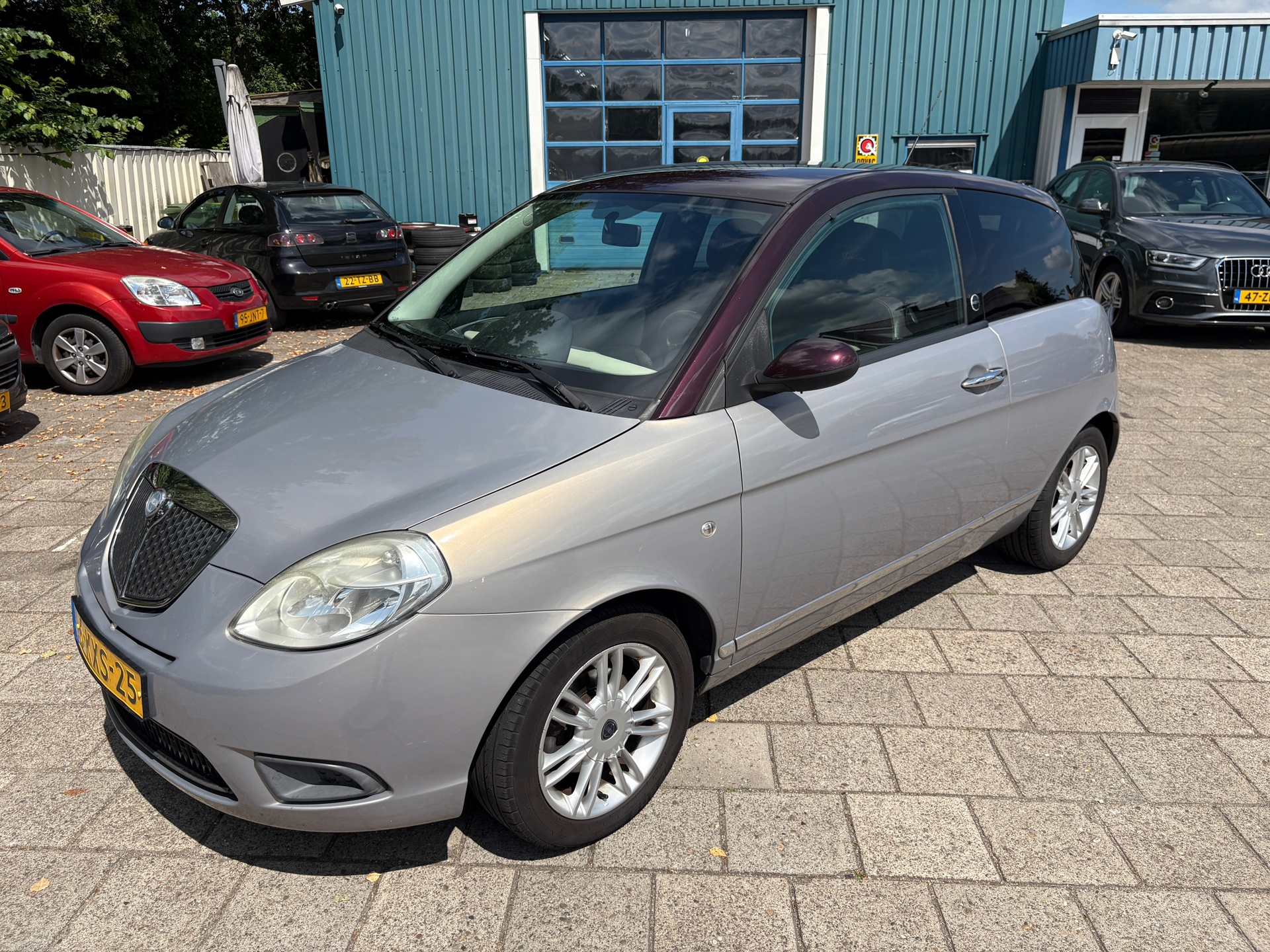 Lancia Ypsilon 1.4 Blue & Me Eco Chic