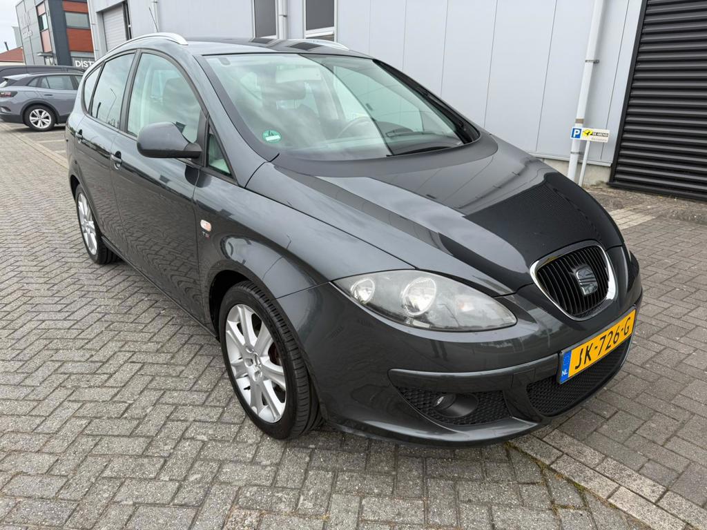 Seat Altea XL 1.8 TFSI Stylance XL. Airco Nieuwe ketting APK