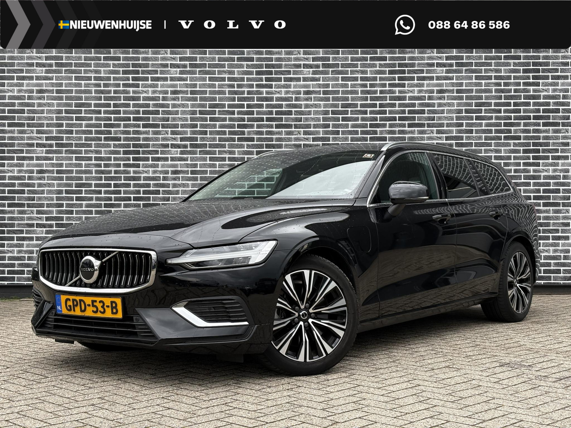 Volvo V60 2.0 T6 Plug-in Hybrid AWD Plus Bright