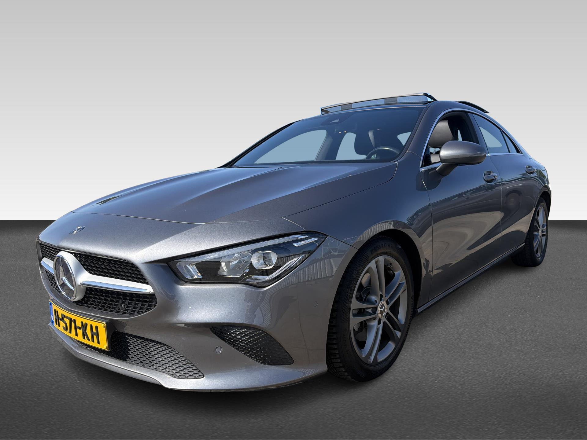 Mercedes-Benz CLA 200 Business Solution
