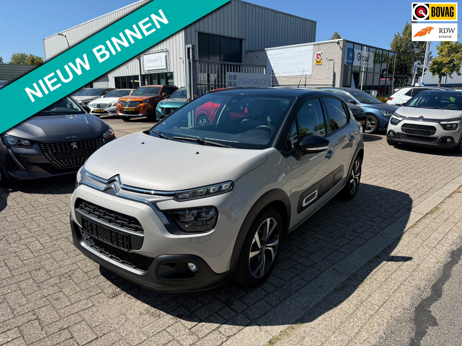 Citroën C3 1.2 PureTech Shine, Navi, Camera, Airco, Dealer auto, 1ste eigenaar, Keyless, INC BTW