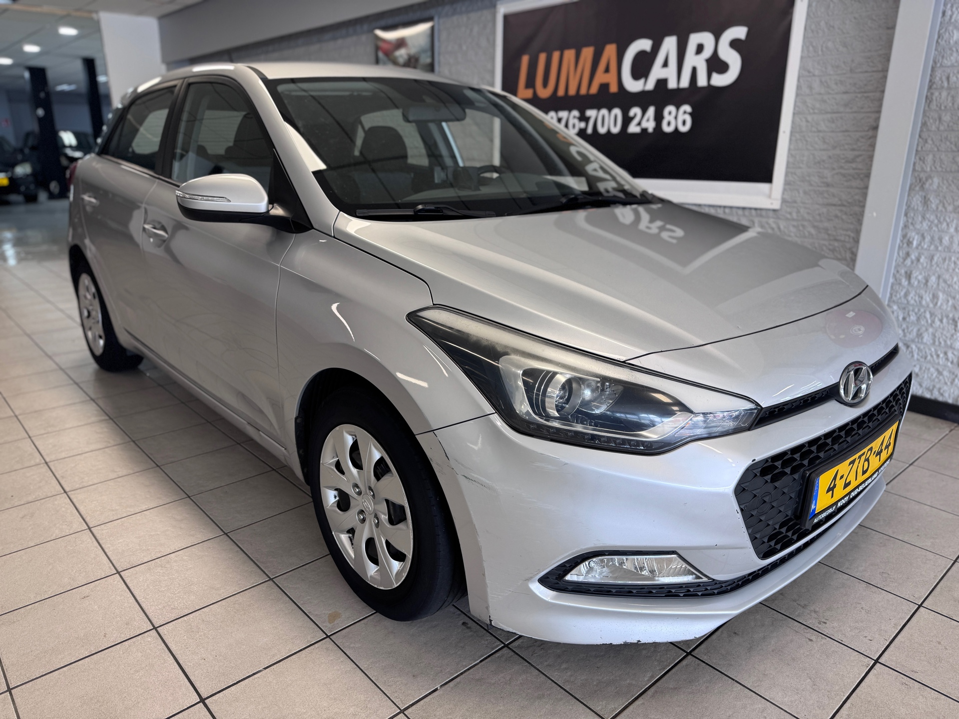 Hyundai I20 1.2 HP i-Motion| Nieuwe APK | Cruise | Airco |