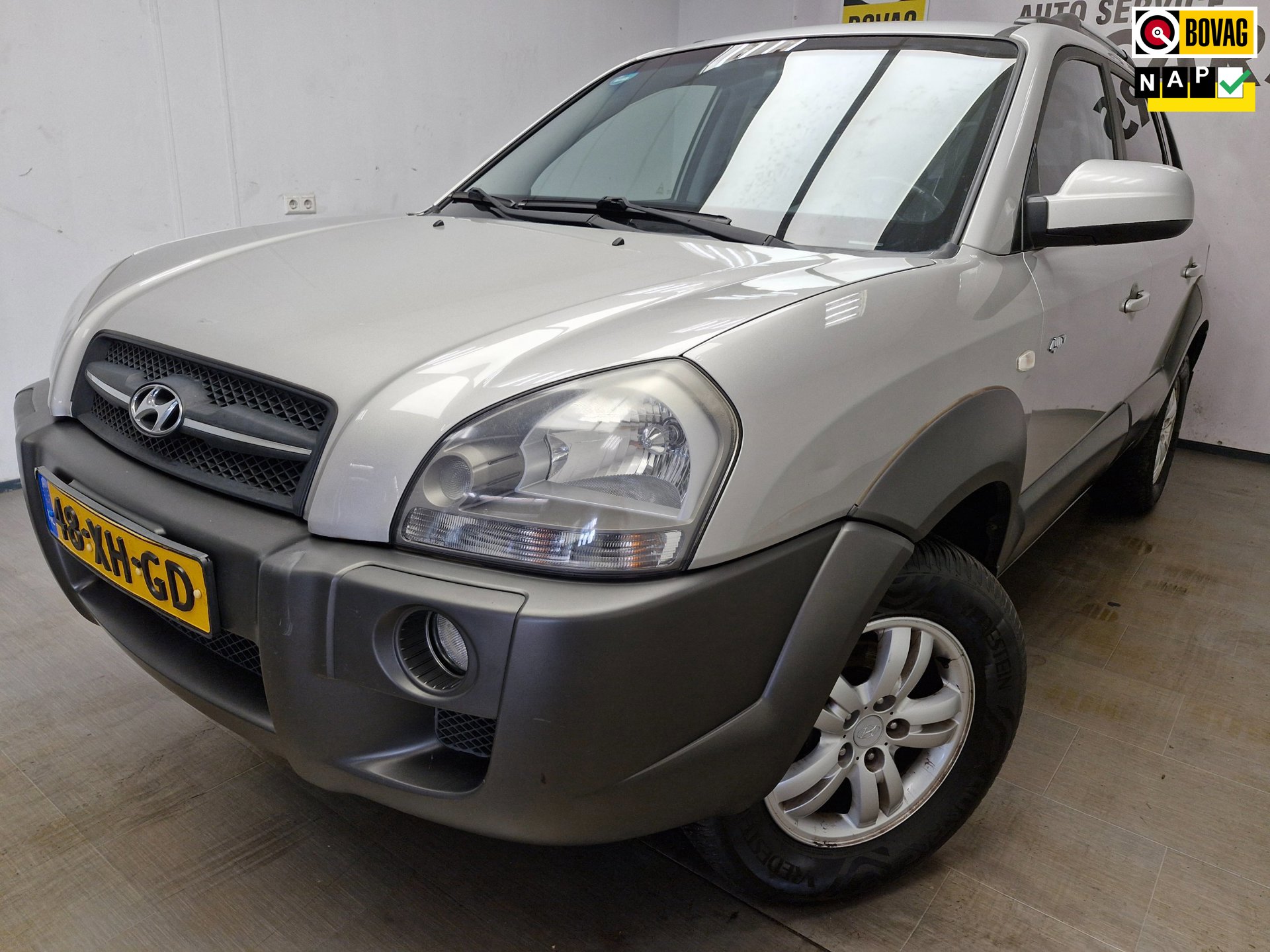 Hyundai Tucson 2.7i V6 4WD Style AUTOMAAT ! AIRCO ! NIEUWE APK !