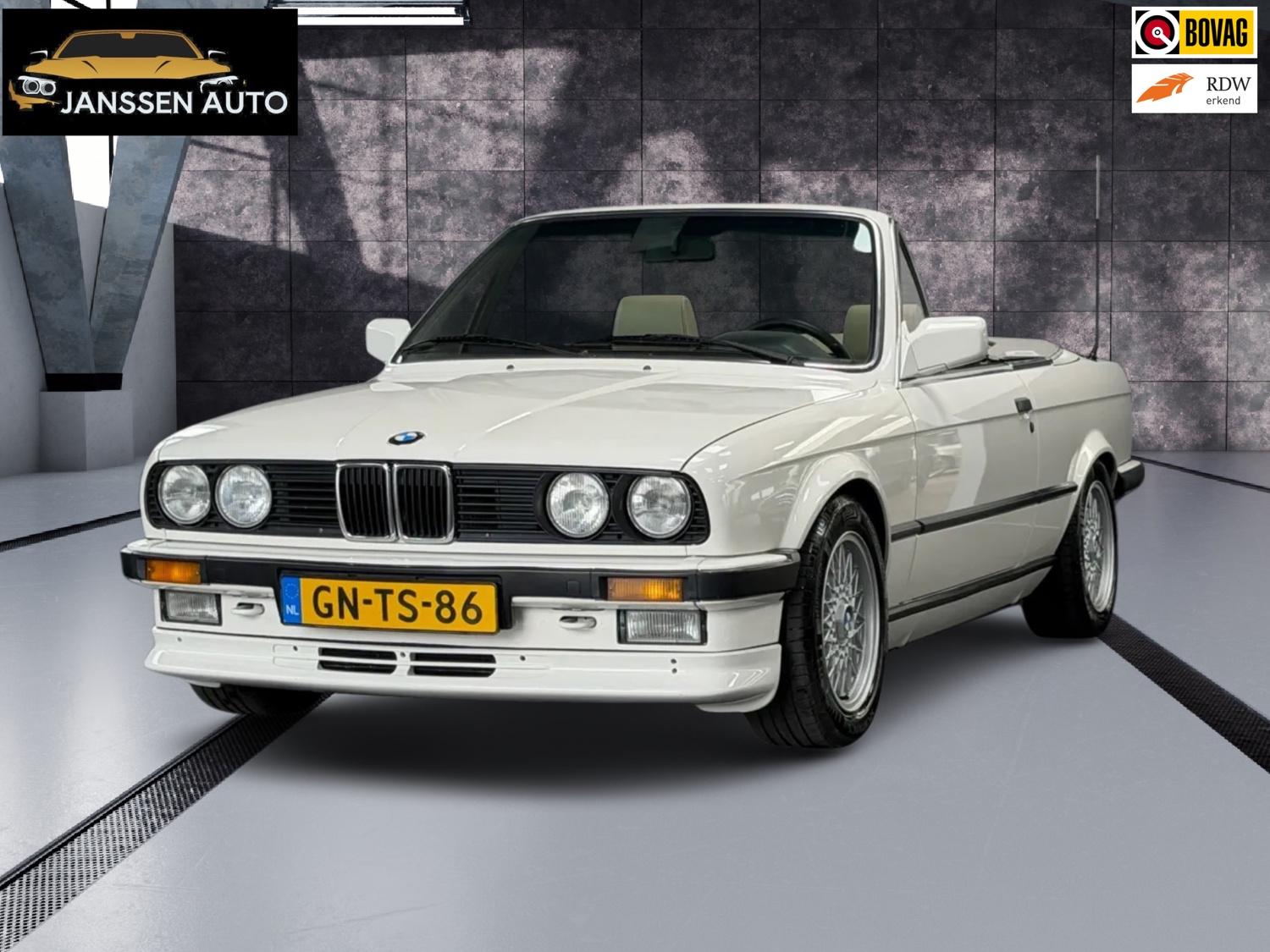 BMW 3-serie Cabrio 325i E30 | Leder | Handbak | Origineel | zeer mooie auto | Veel documentatie| Oldtimer