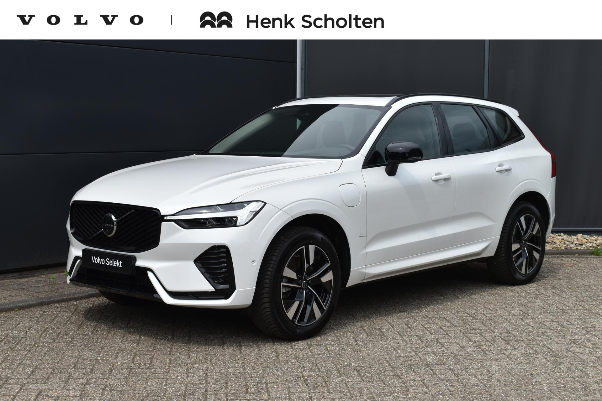 Volvo XC60 T6 Plug-in hybrid AWD Plus Dark