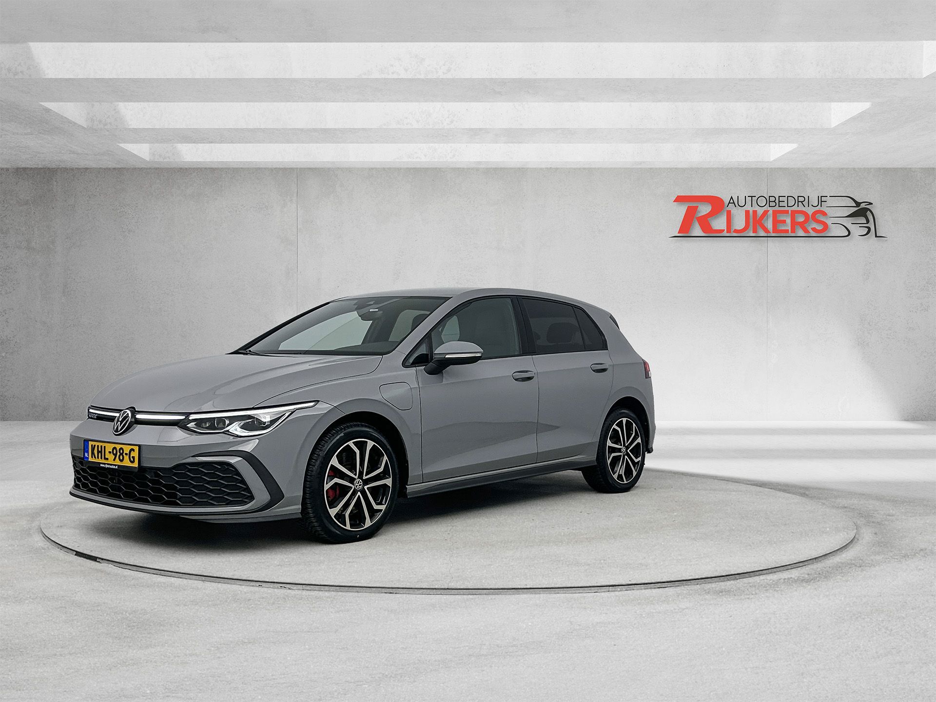 Volkswagen Golf 1.4 eHybrid GTE Automaat Acc,Apple Carplay,Navi,Climate ContrCamera A,Lane assist,Stoel + Stuur verwarming,Keyless