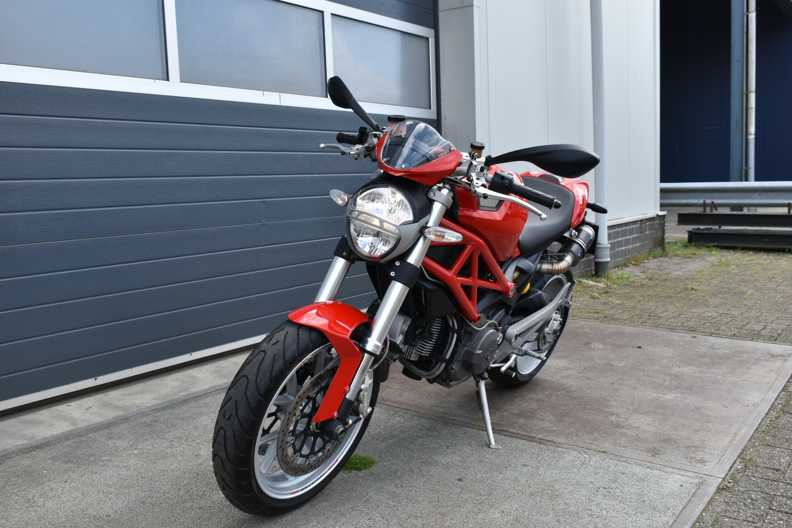 Ducati Tour Monster 1100