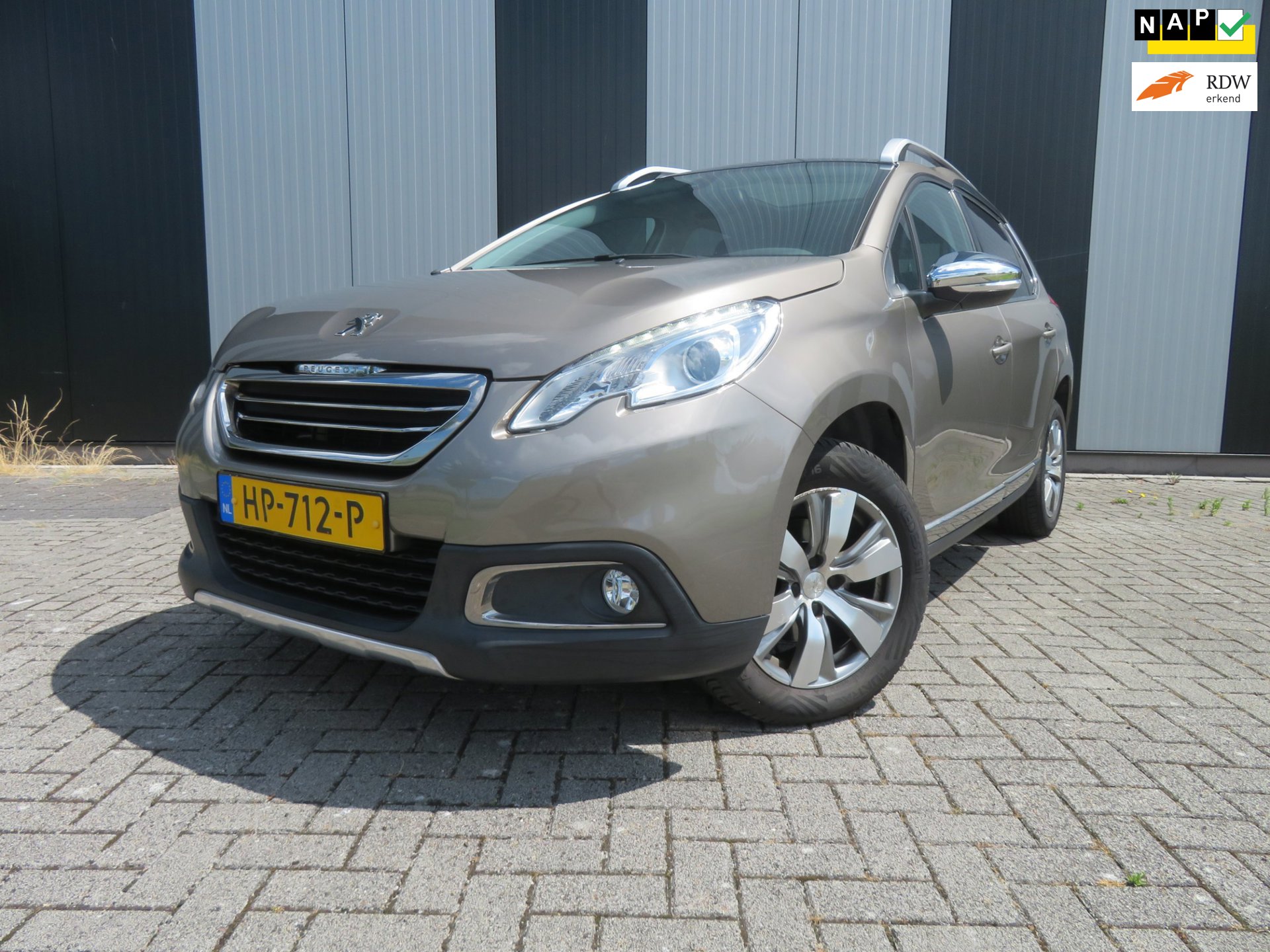Peugeot 2008 1.2 PureTech Allure