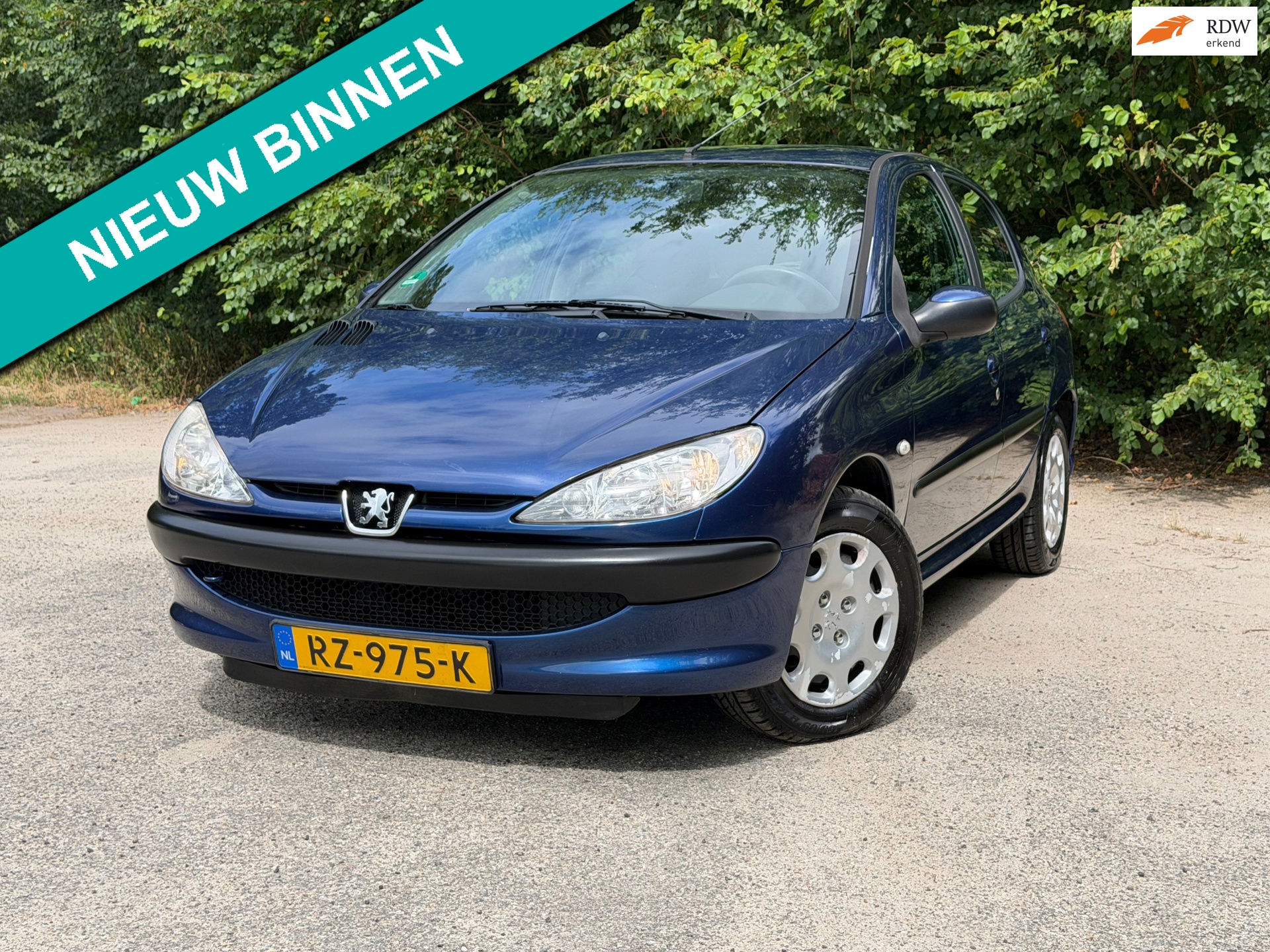 Peugeot 206 1.4-16V Gentry Premium | APK 11-01-2027 + Airco Nu € 999,- !!!
