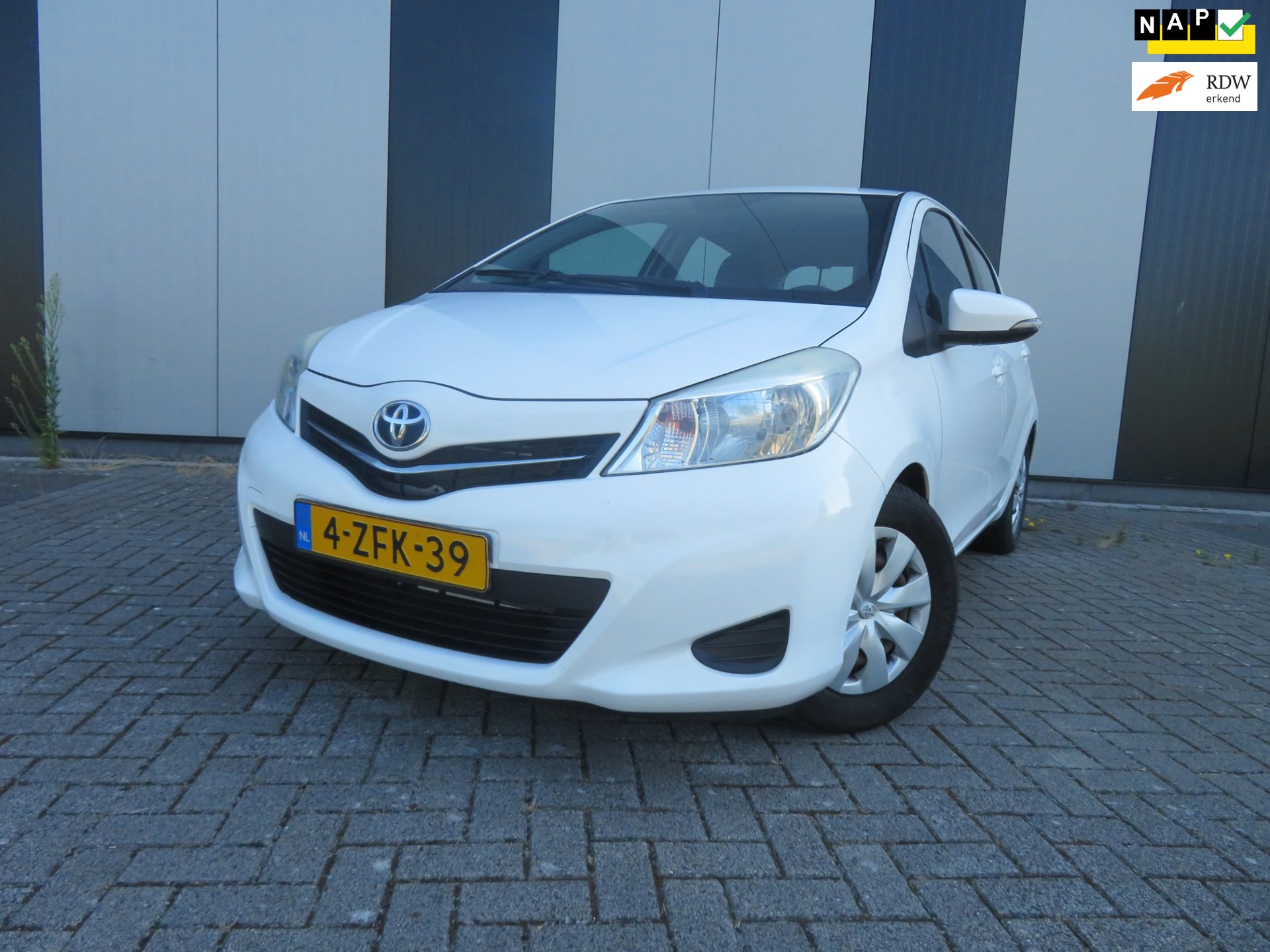 Toyota Yaris 1.0 VVT-i Now