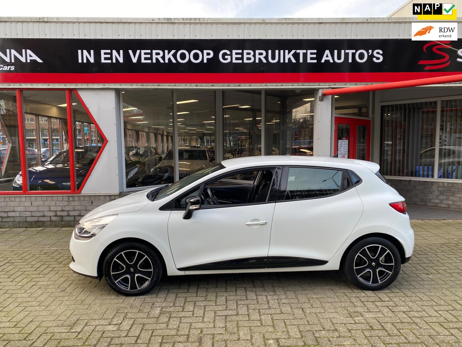Renault Clio 0.9 TCe Expression - 5 drs - Navi - Bass Reflex