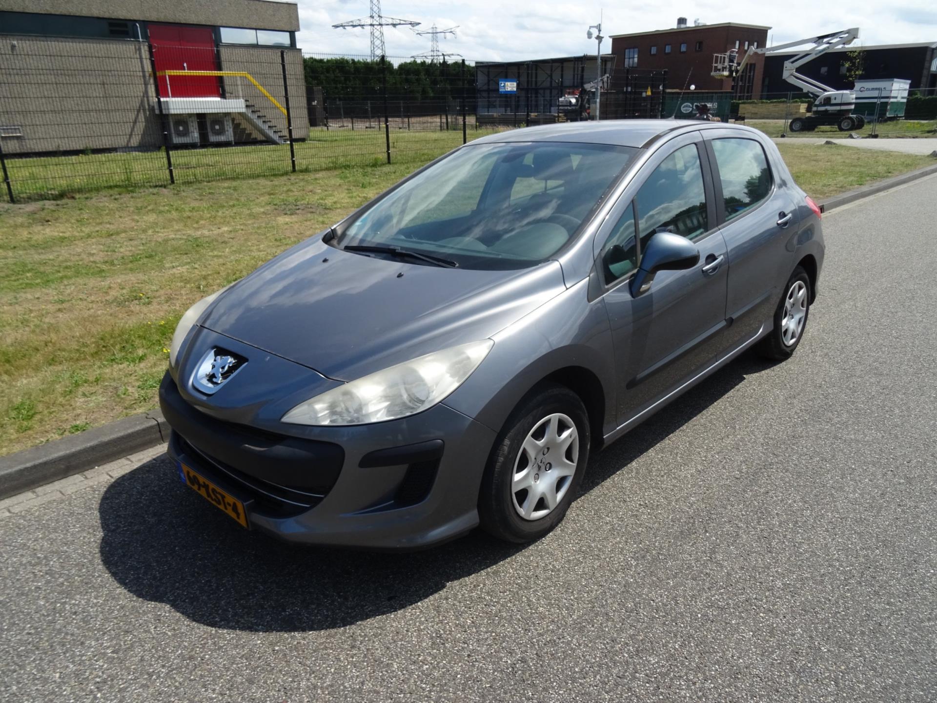1.6 VTi X-line
