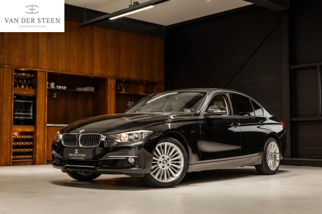 BMW 3-serie 328i xDrive High Executive