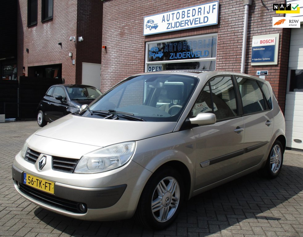 Renault Scénic 1.6-16V Tech Line
