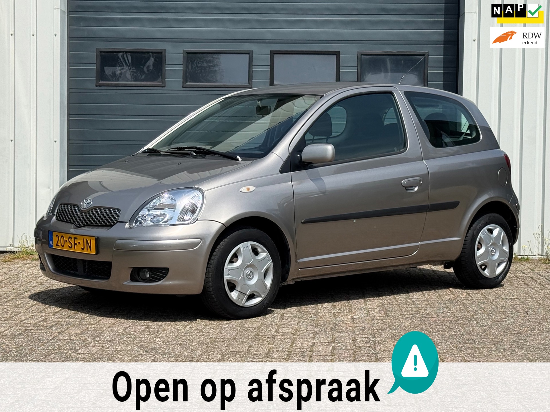 Toyota Yaris 1.3 VVT-i Sol 2e EIG / AUTOMAAT / AIRCO / NAP