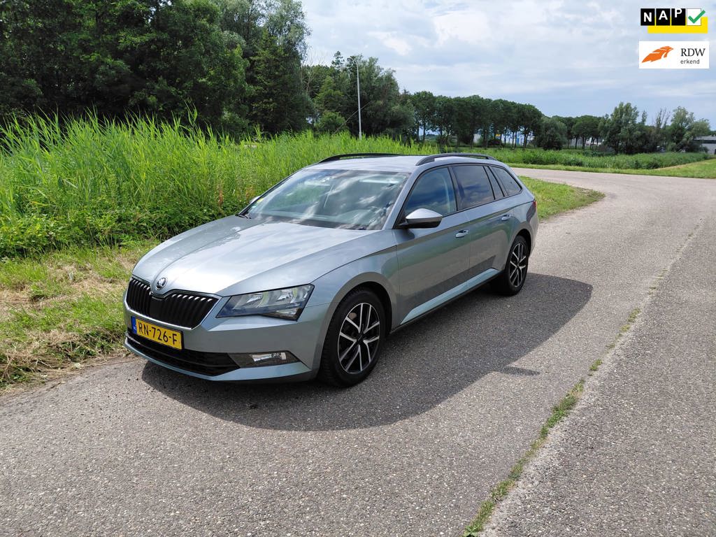 Skoda Superb Combi 1.6 TDI Active Business, automaat, navi