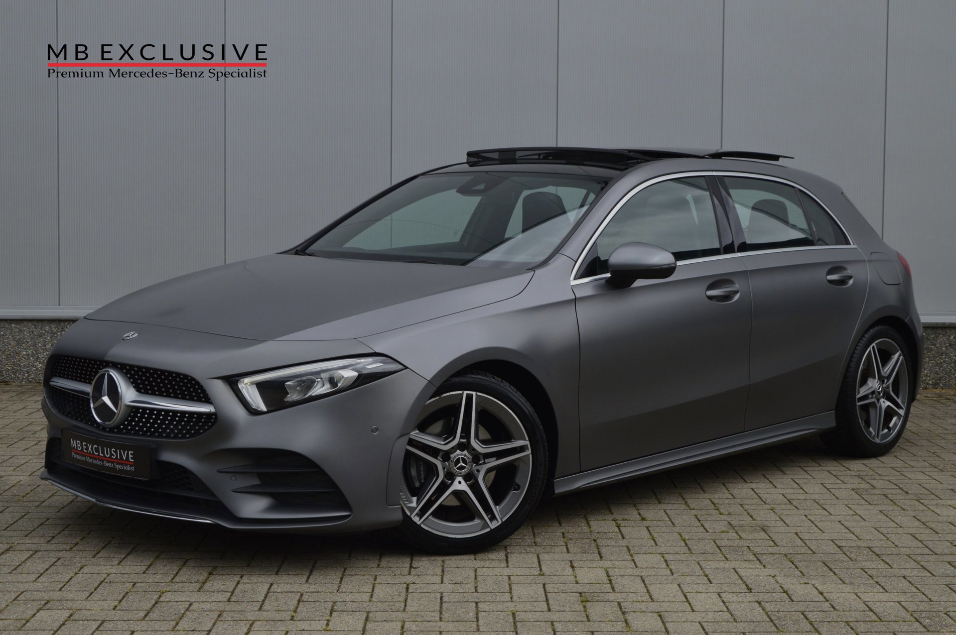 Mercedes-Benz A-klasse 200 AMG Line Magno Matt AUT7 (2018)
