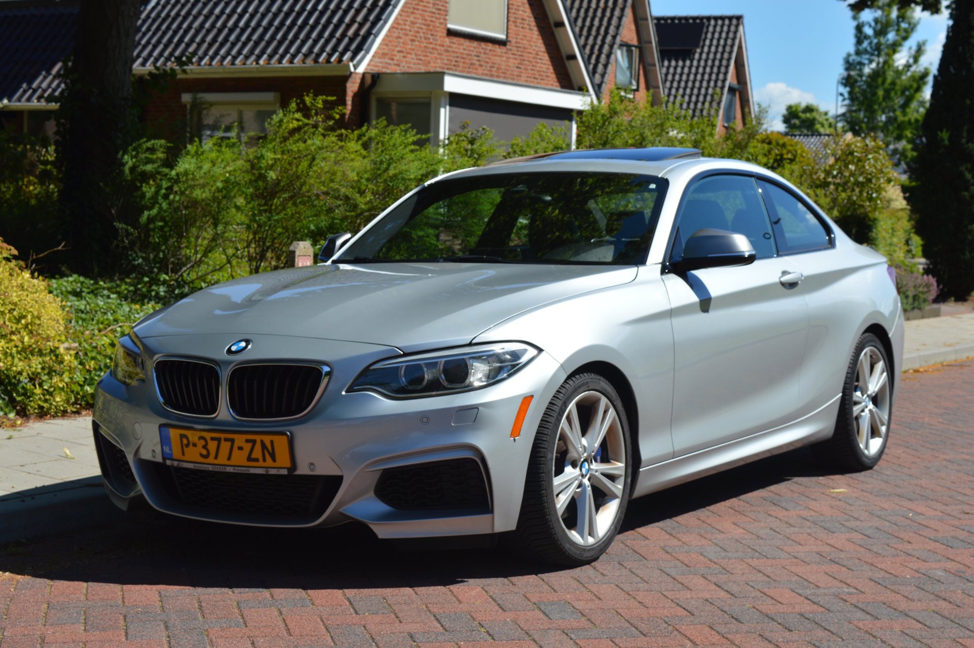 BMW 2-serie Coupé M235i Centennial High Exe schuifdak