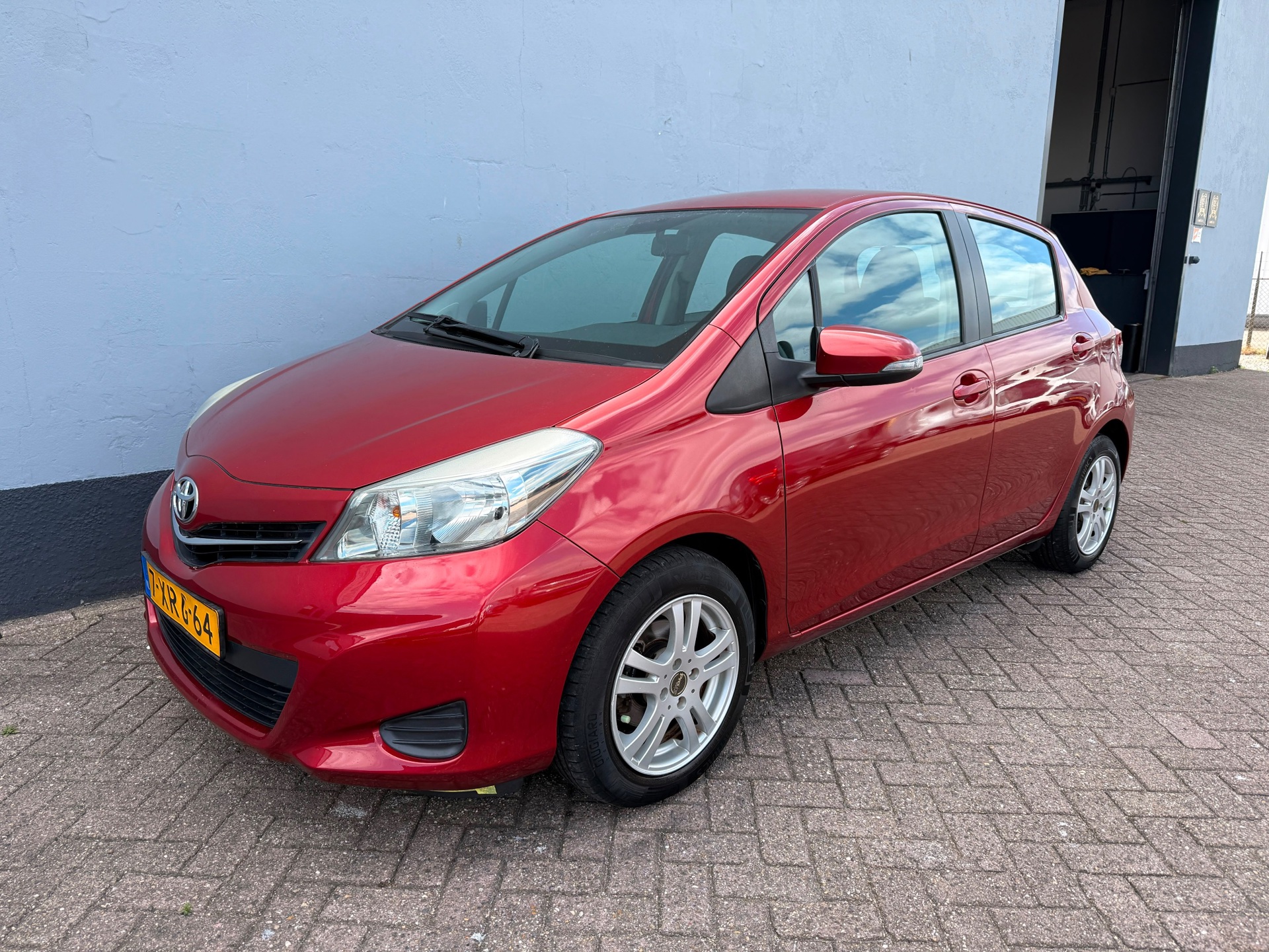 Toyota Yaris 1.3 VVT-i Aspiration 5-Deurs Automaat
