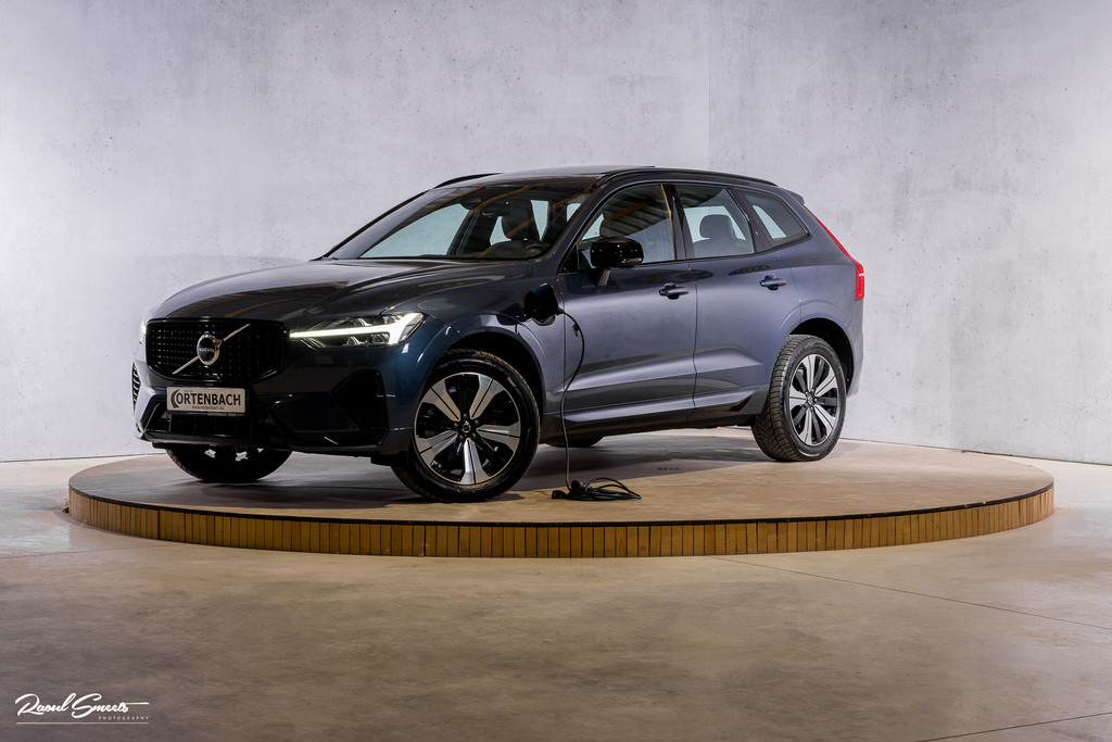 Volvo XC60 2.0 T6 Plug-in hybrid AWD Plus Dark