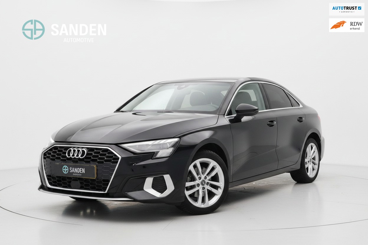 Audi A3 Limousine 30 TFSI Advanced edition Limousine|Automaat|Led Matrix |Navi|Electrische stoelen|Camera|Donkere Hemel|17inch